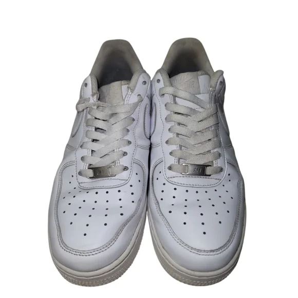 NIKE Air Force One White CW2288-111, Size 9 - Picture 8 of 11